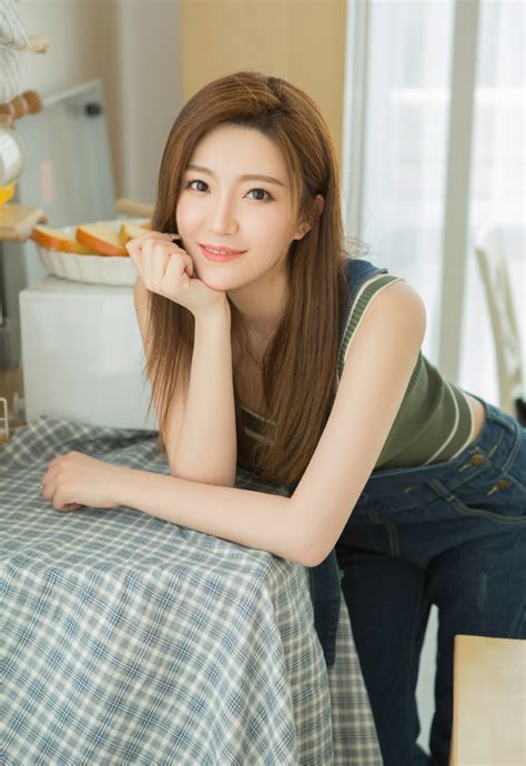 happy บา คา ร่า-เฮ้ย! ทุกคนเคยได้ยิน 'happy บา คา ร่า' ที่ผมเล่นอยู่บ้างไหม? โอ้โห, เกมนี้มันส์มากเลยนะ 555! เล่นแล้วเพลินจนลืมเวลาเลยทีเดียว! แอปนี้หาดาวน์โหลดได้ง่ายๆ จากสโตร์ปกติเลย ว่าแต่ใครจะรู้ล่ะว่าเจ้า 'happy บา คา ร่า' นี้จะทำให้เราหยุดไม่อยู่!